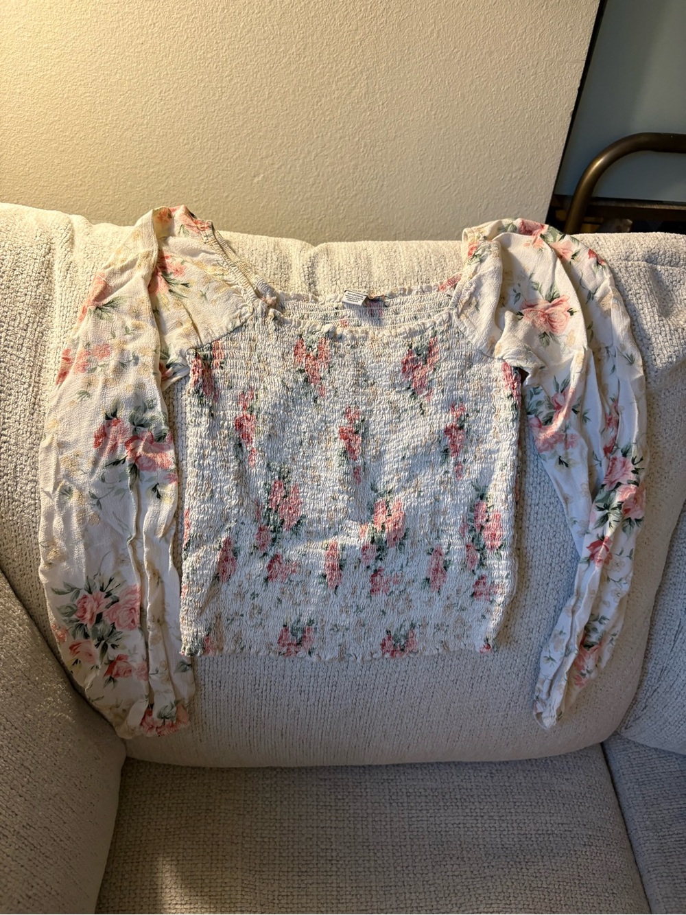 aerie White Smocked Floral Long-Sleeve Top with Pink Roses